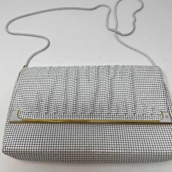 Glomesh Handbags - Vintage GLOMESH White Clutch Handbag Clutch w/hidden Strap